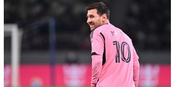 Die Freundlichkeit zwischen Lionel Messi und Kindern